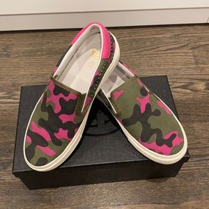 pink army shoes